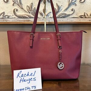 Michael Kors Jet Set Tote
